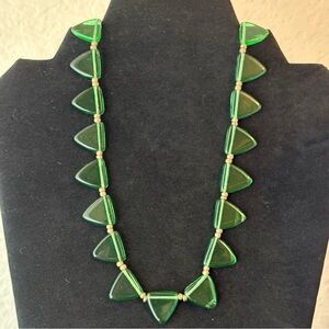 Vintage Elegant Green Glass Beaded Necklace